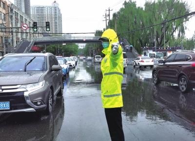雨情急！多部門聯(lián)動(dòng)疏通保暢