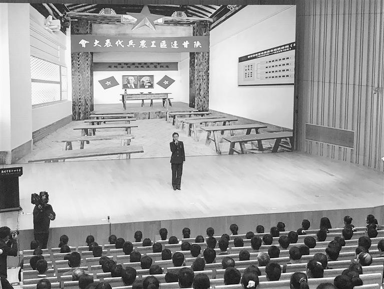 蘭州市開展“學(xué)黨史、頌黨恩、跟黨走”紅色文化進校園活動