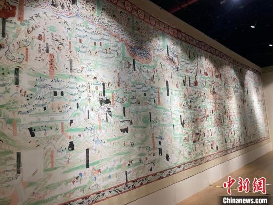 圖為展覽現(xiàn)場(chǎng)?！〗瓧顭?攝