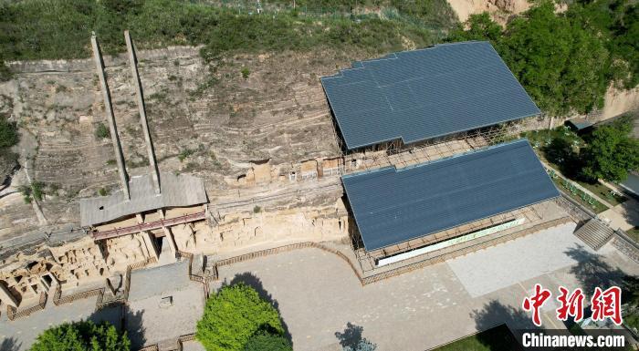 圖為航拍視角下的北石窟寺。　艾慶龍 攝